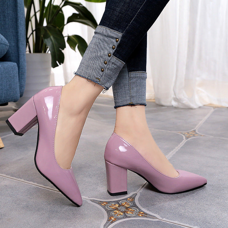 Pointed toe heels